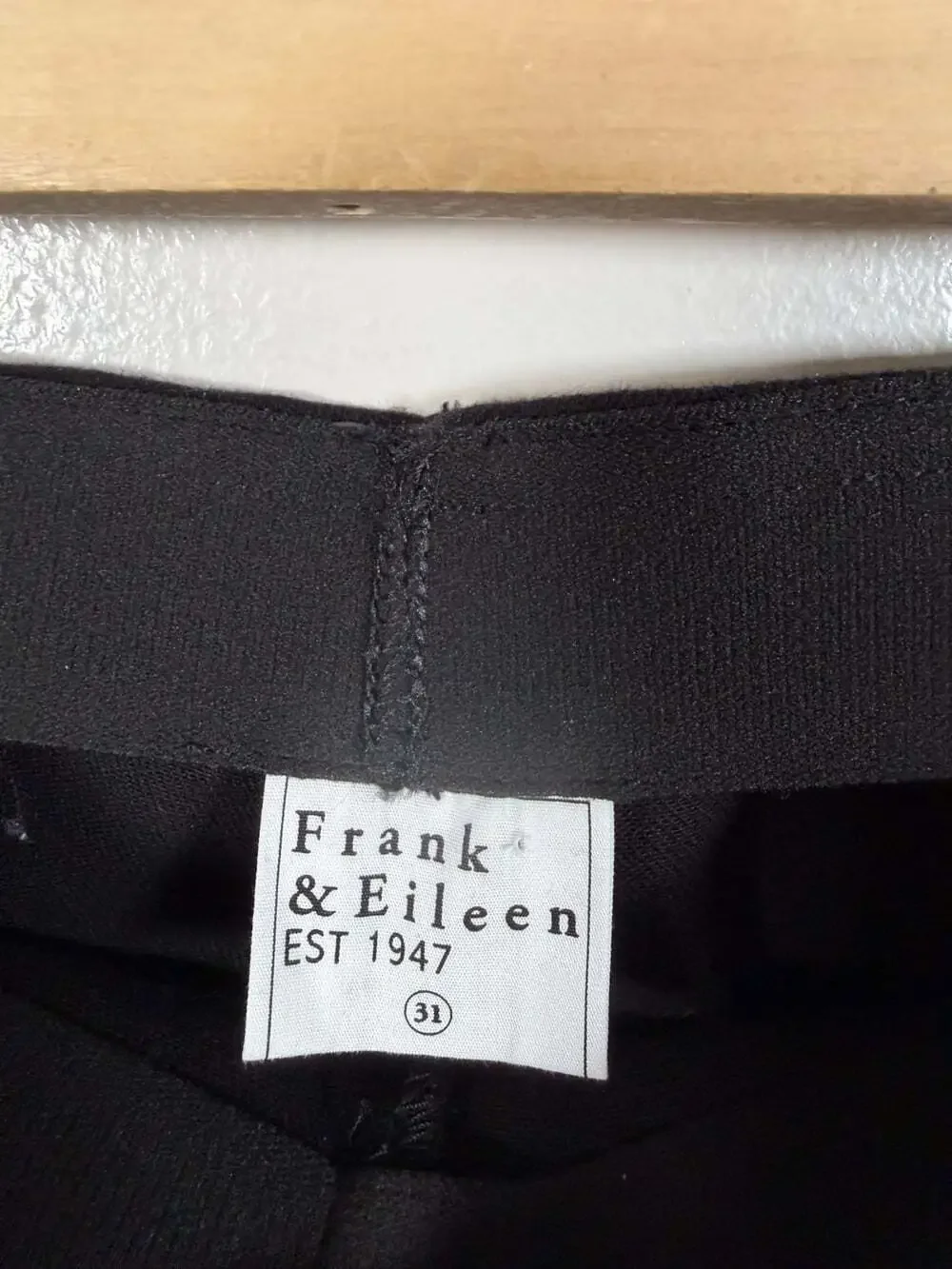 Frank & Eileen Derry Illusion Pull On Jeans Size 31 Black Straight Leg Frayed